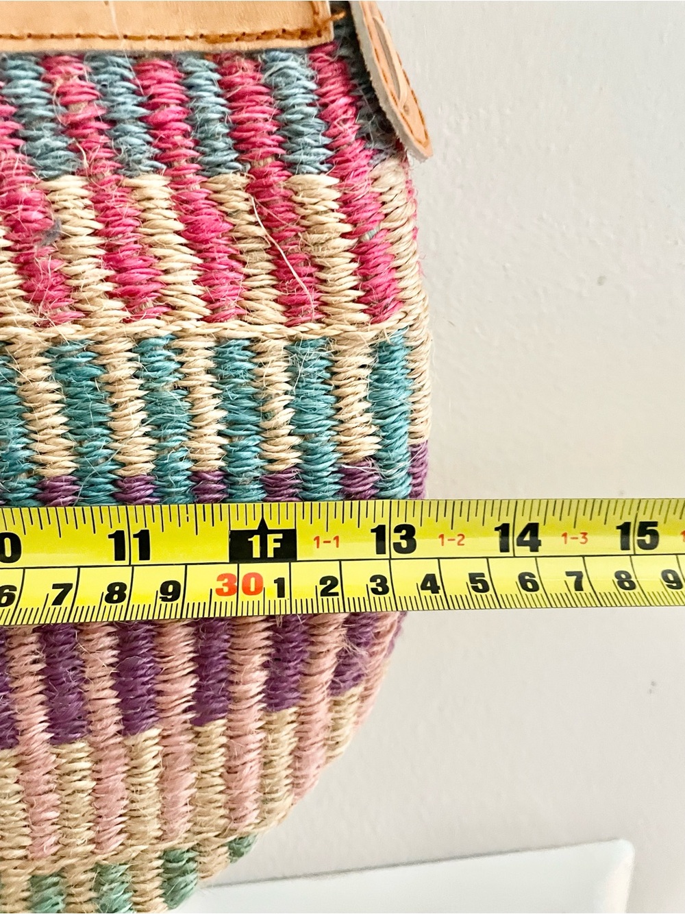 NWT- Capelli Multicolor Woven Straw Shoulder Bag with Tan Strap - Picture 9 of 12